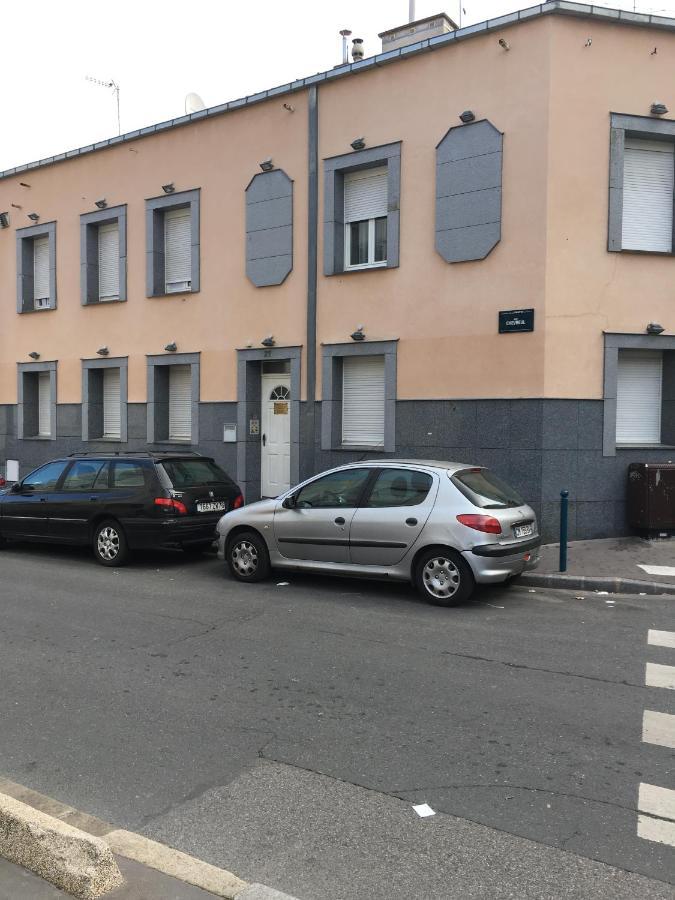 Aparisappart Pantin Eksteriør billede